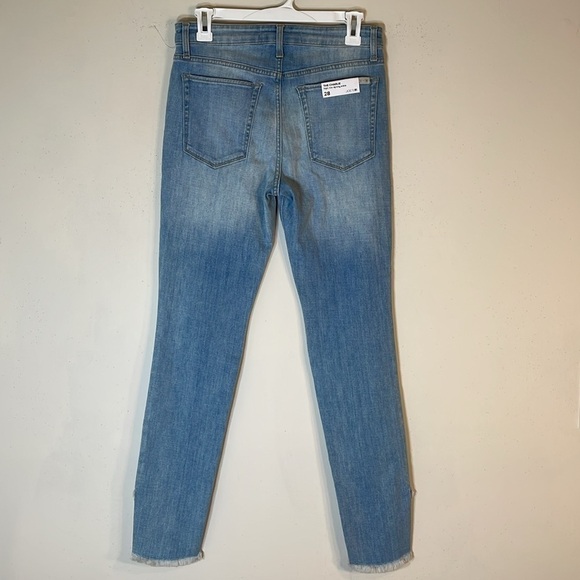 NWT. JOE’s 28 The Charlie High Rise Skinny Ankle Jeans. - Picture 9 of 11